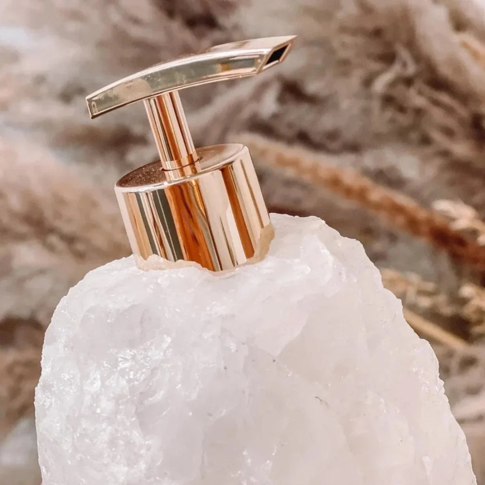 GlowMist – Geometric soap dispenser with sculpted shape and smooth pump design