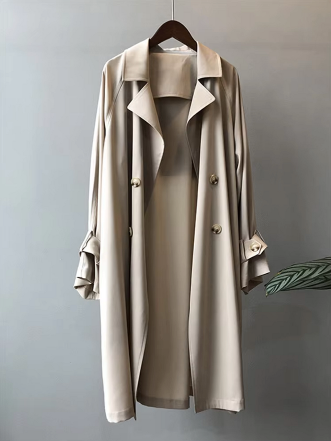 Isabella - Stylowy długi płaszcz z regulowanym paskiem i eleganckim krojem