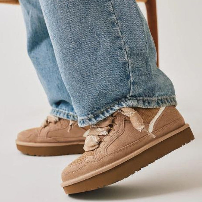 VastStep - Sneaker with round toe and lace up closure