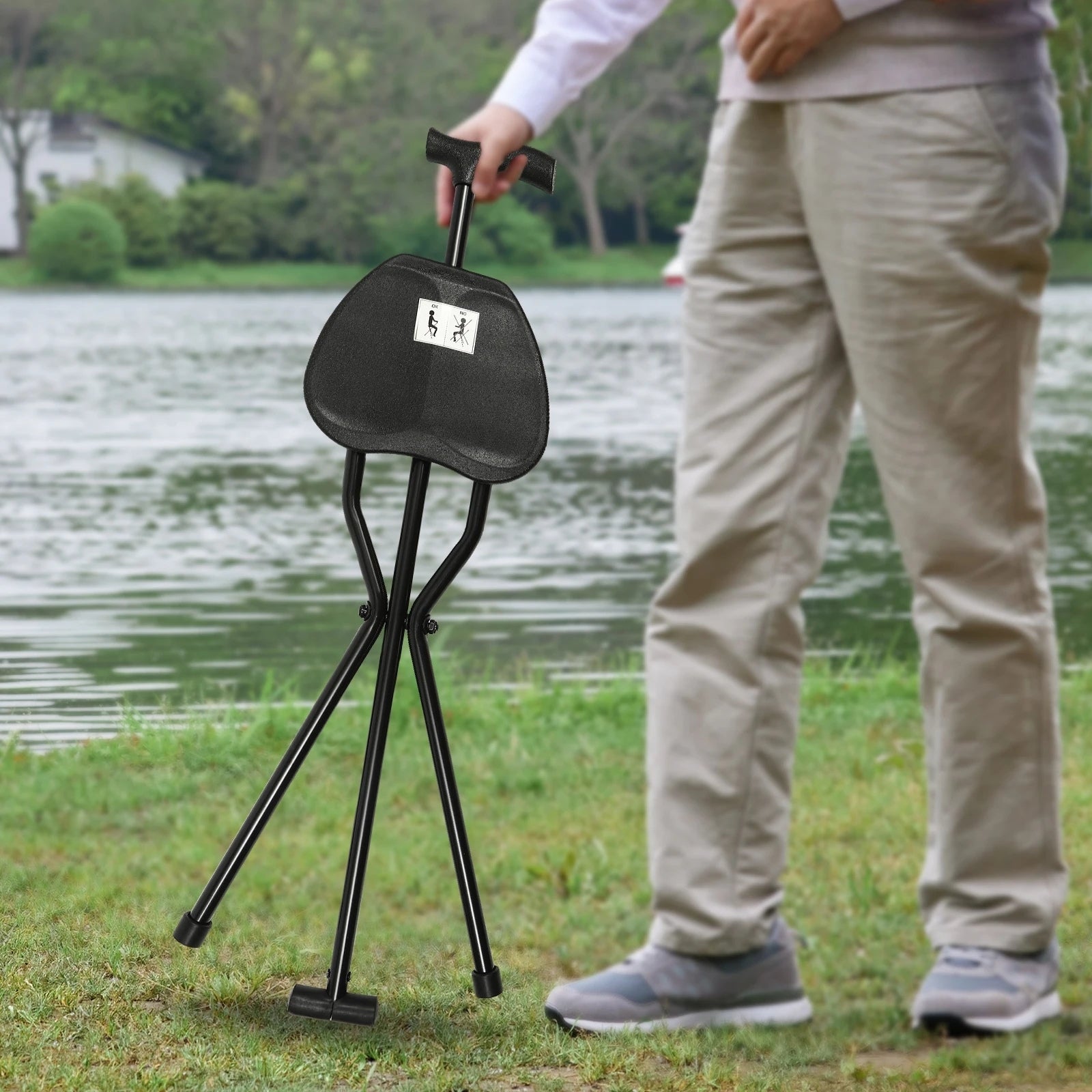 TriRest – Opvouwbare wandelstok met compacte driepootzit