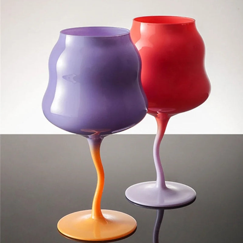 TwistGoblet – Verre à pied au design torsadé pour boire