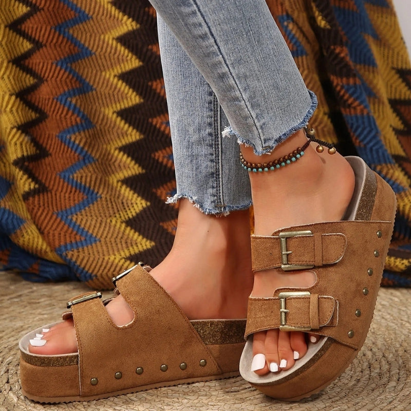 Annette – Sandales à talon compensé bout ouvert et double boucle