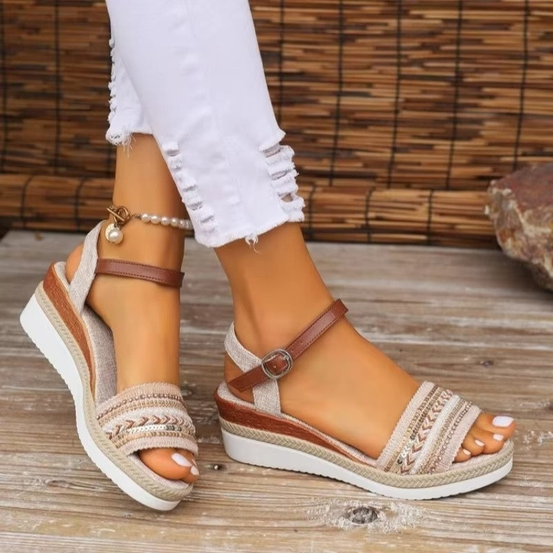 Sienna – Modern wedge sandals with adjustable ankle straps
