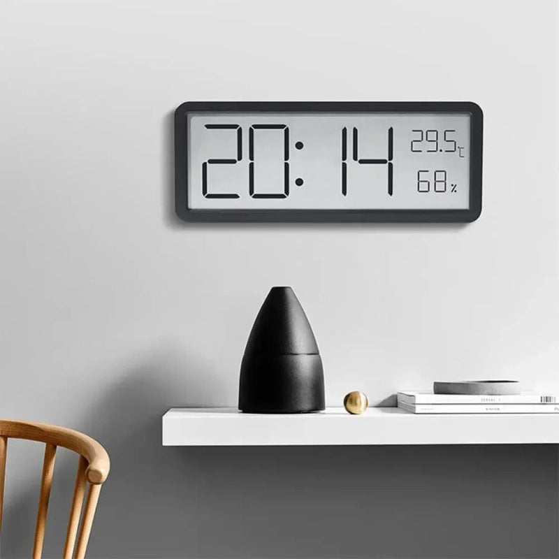 TimeEdge – Digitální LED nástěnné hodiny s ukazatelem teploty a vlhkosti