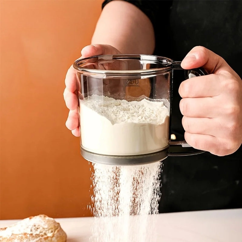 BakeEase - Flour Sifter with Squeeze Handle and Non-Stick Design