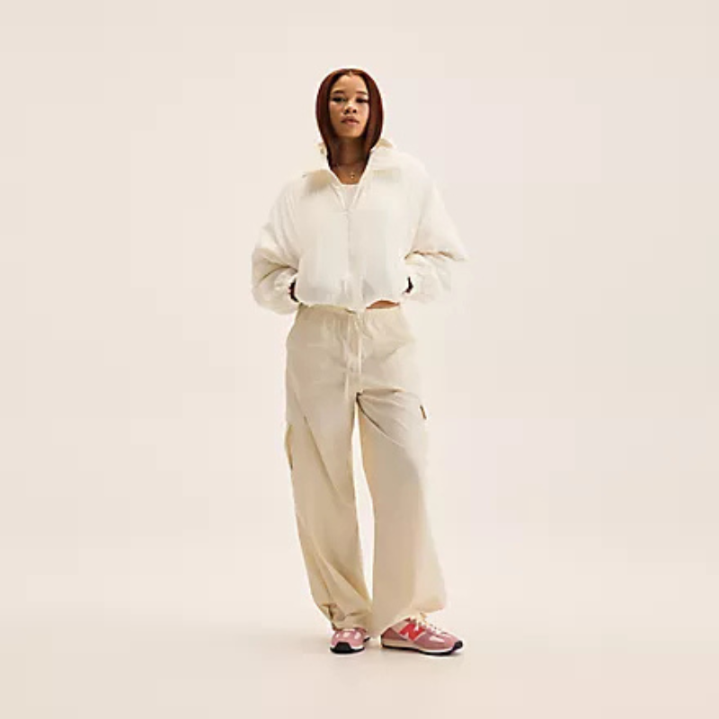 Women's Non-Slip Lace-Up Sneakers for Everyday Wear