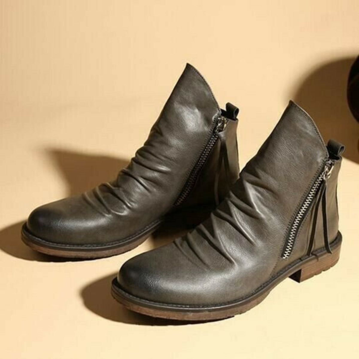 Liam – Bottes modernes avec fermeture éclair latérale et semelle légère