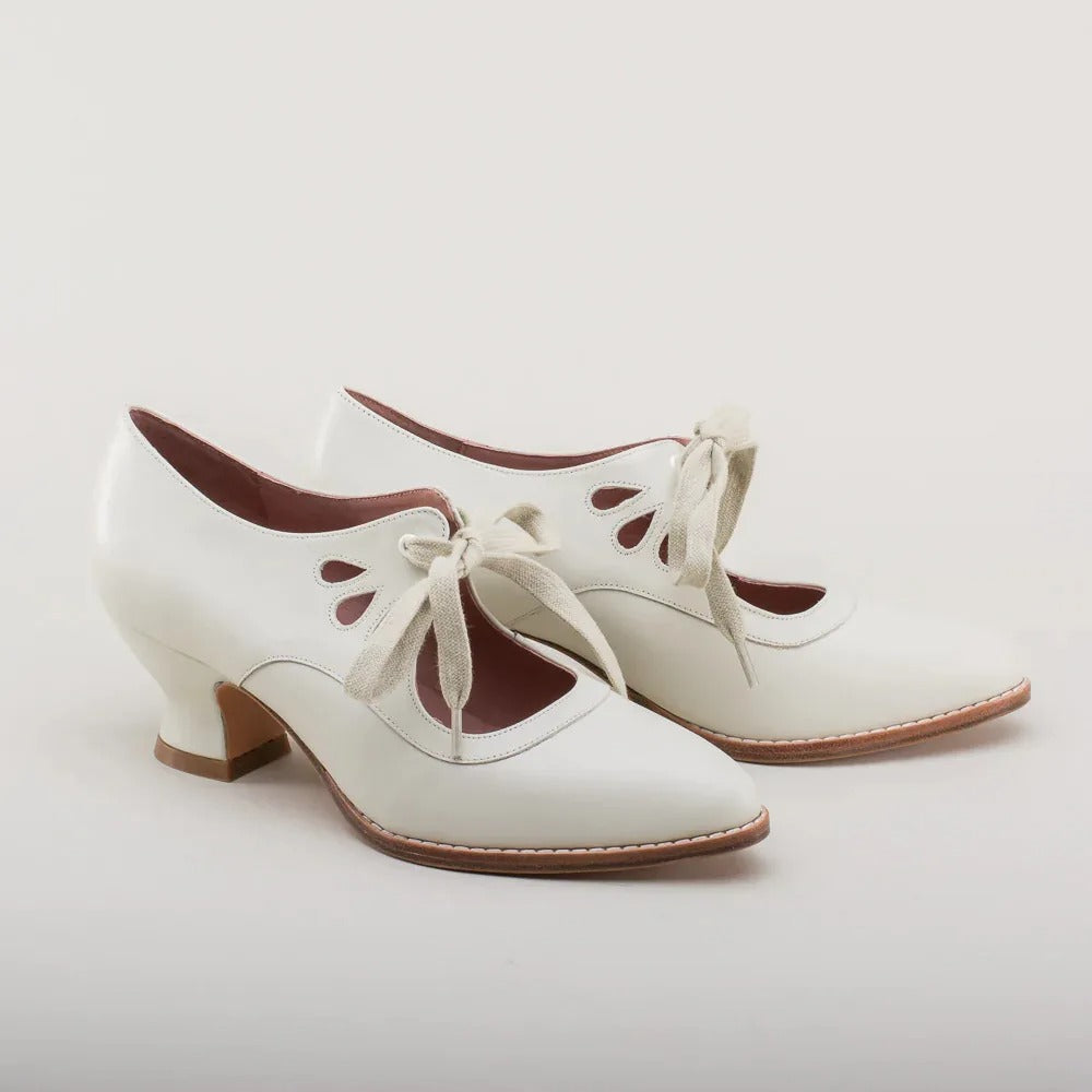 Alsia - Scarpe eleganti con tacco e lacci regolabili
