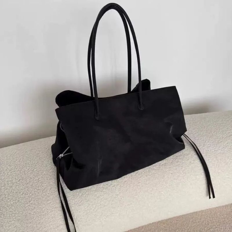Women's Shoulder Bag with Adjustable Strap