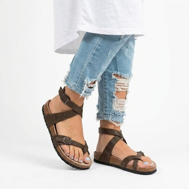 Women's Flat Sandals With Adjustable Buckle Strap