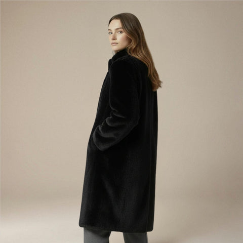 Freya – Manteau long doublé en fausse fourrure avec poches et manches longues