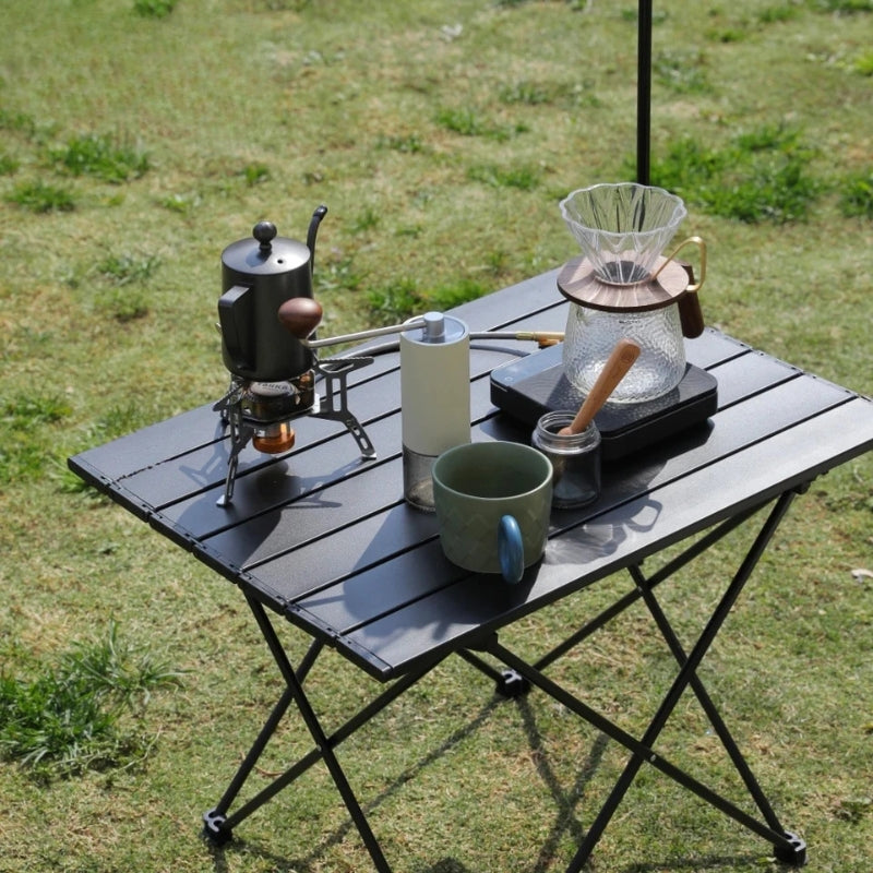 FlexiTable – Tafel met Draagbaar en Opvouwbaar Ontwerp