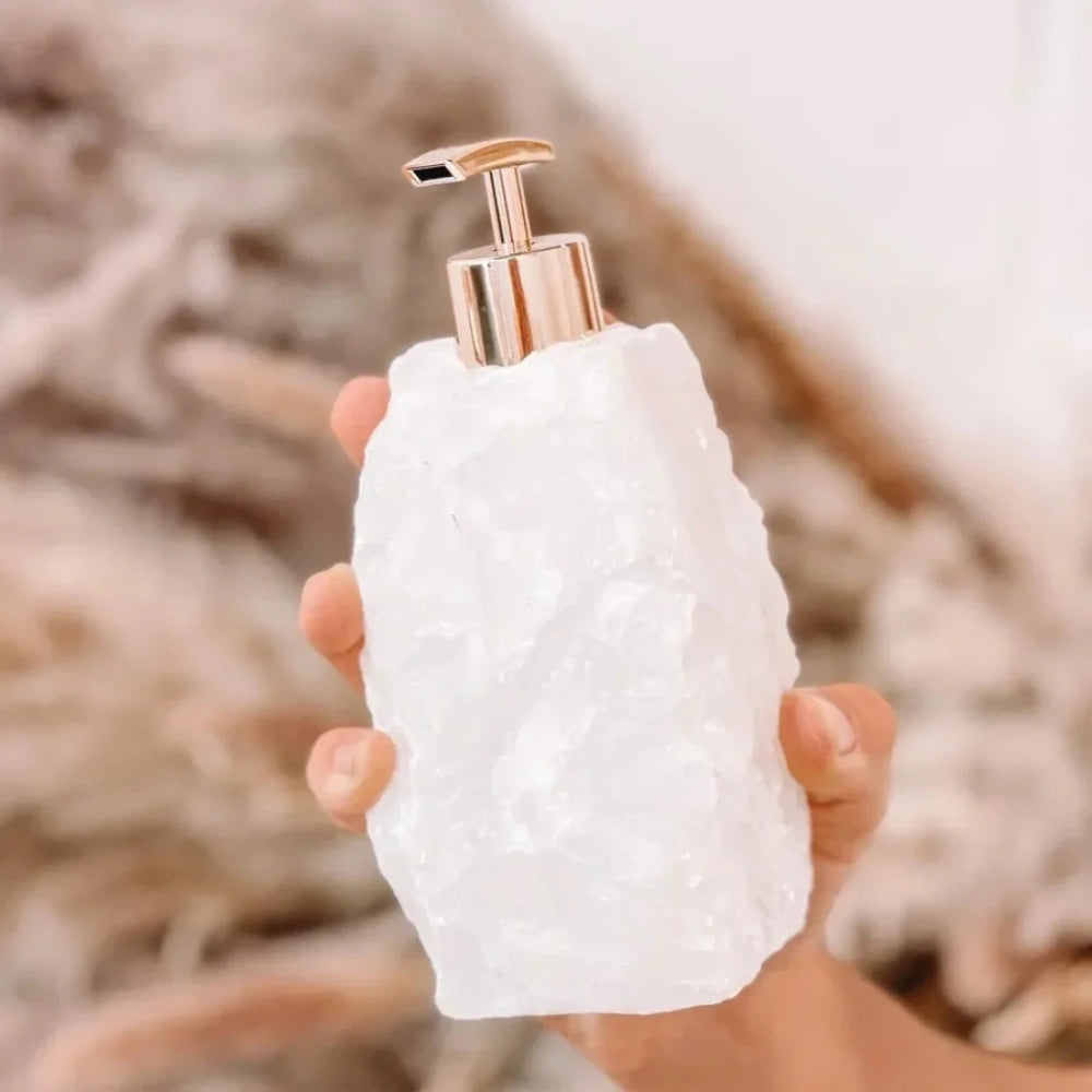 GlowMist – Geometric soap dispenser with sculpted shape and smooth pump design