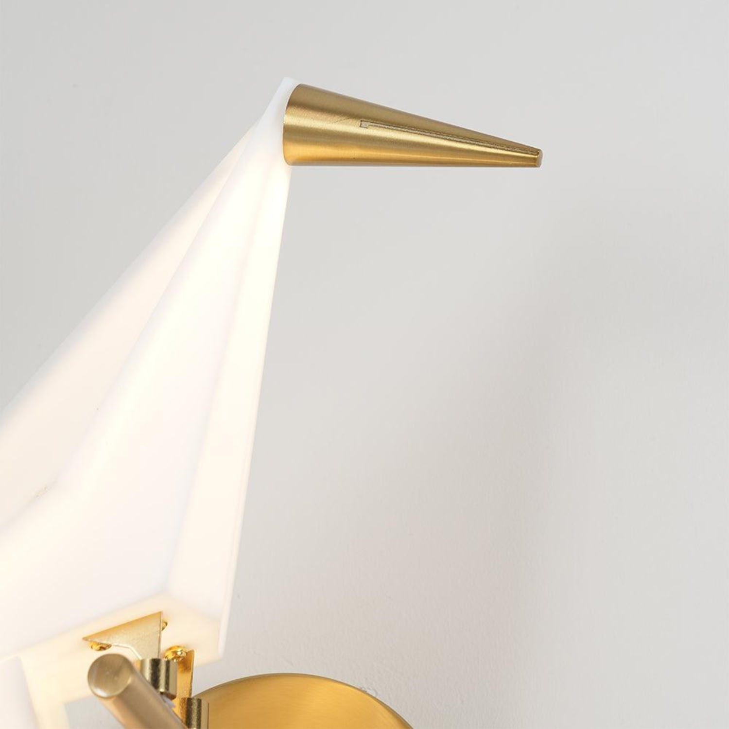 LumiPerch – Lampă de perete cu motiv de pasăre și LED integrat