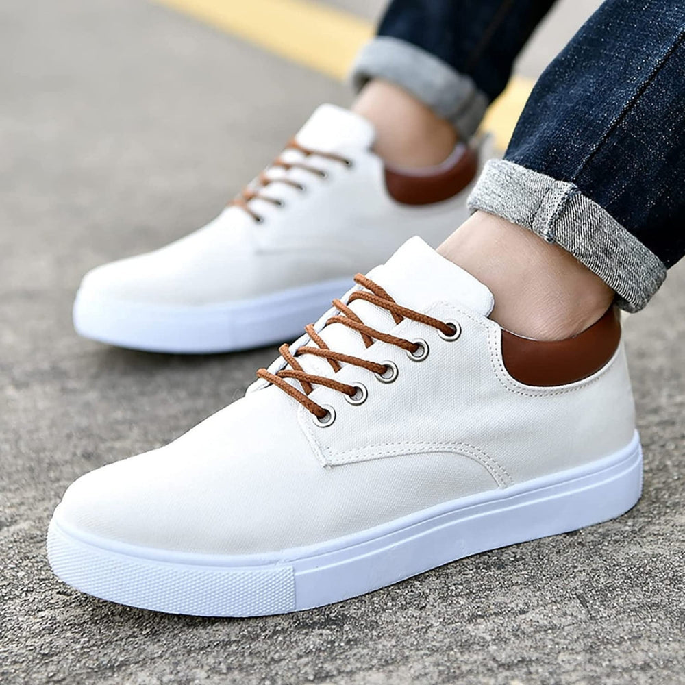Steave – Flat sneakers with supportive sole and comfortable fit