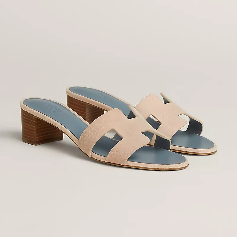 Sandali da donna con tacco quadrato e design slip-on