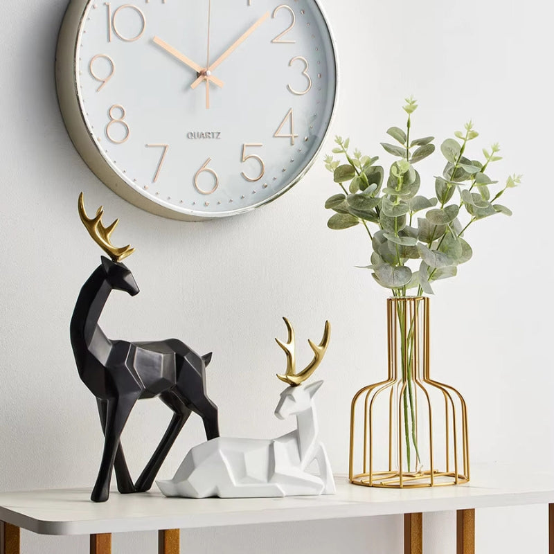DecoDeer - Geometric Deer Figurine for Indoor Decoration