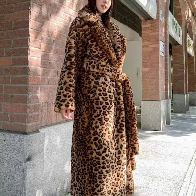 Marissa - Long Sleeve Long Coat with Leopard Print