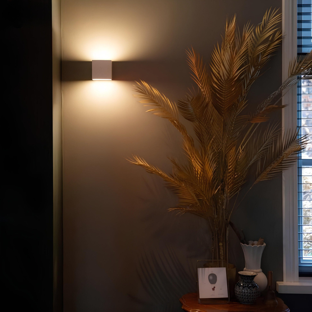 LumeBright – Lampă de perete elegantă cu lumină blândă pentru o atmosferă primitoare