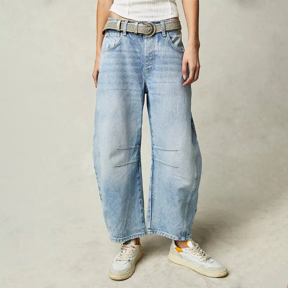 Mia - Slim fit high waist pants with streamlined cut and functional pockets