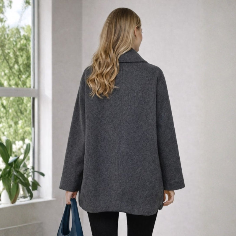 Mia - Long sleeve jacket with button and side pockets