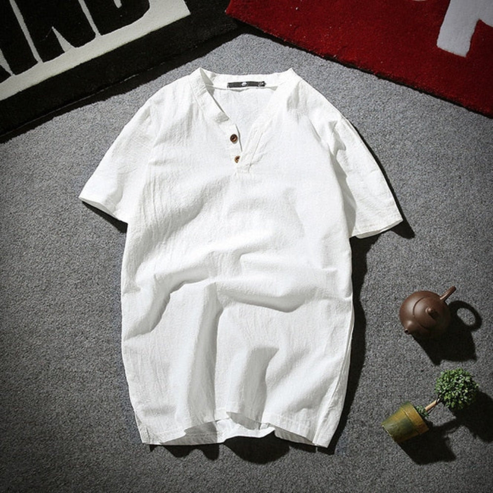 Bruce – Elegant short-sleeve button-up shirt with comfortable fit
