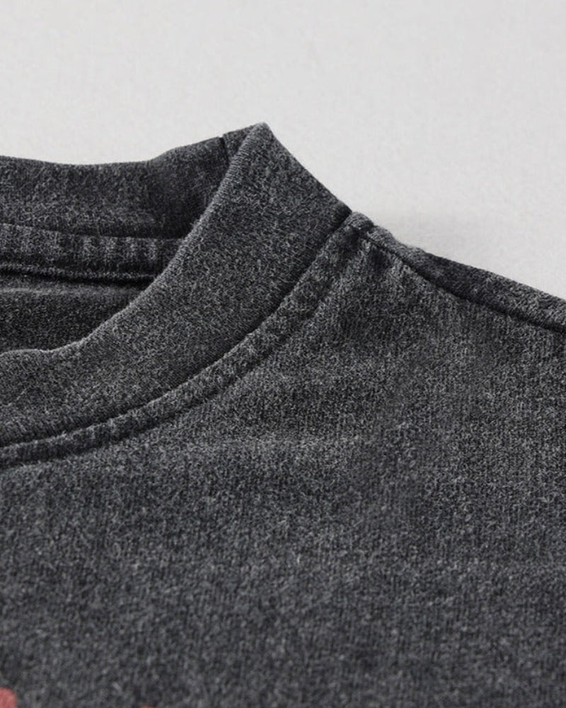 Riley – Stylowy T-shirt z krótkimi rękawami, okrągłym dekoltem i efektownym nadrukiem 3D