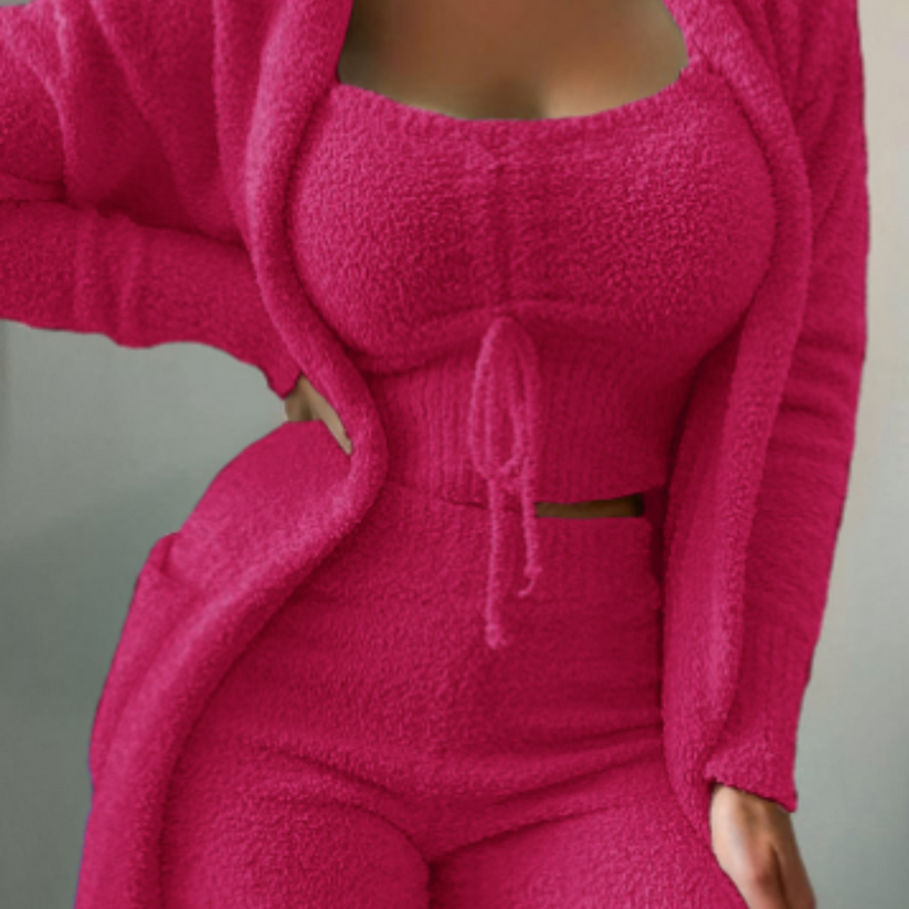 Luisa - Relaxează-te cu stil în acest set confortabil fleece din 3 piese