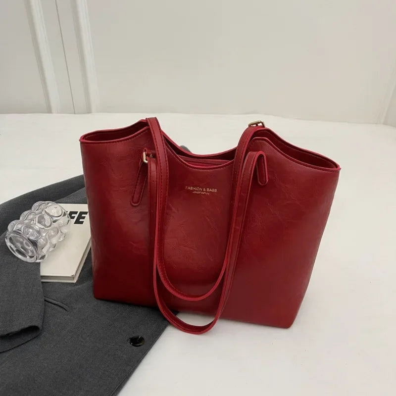 Andrea - Large capacity shoulder bag with adjustable strap | internal zipper compartment | standard size | brown, coffee, red, black