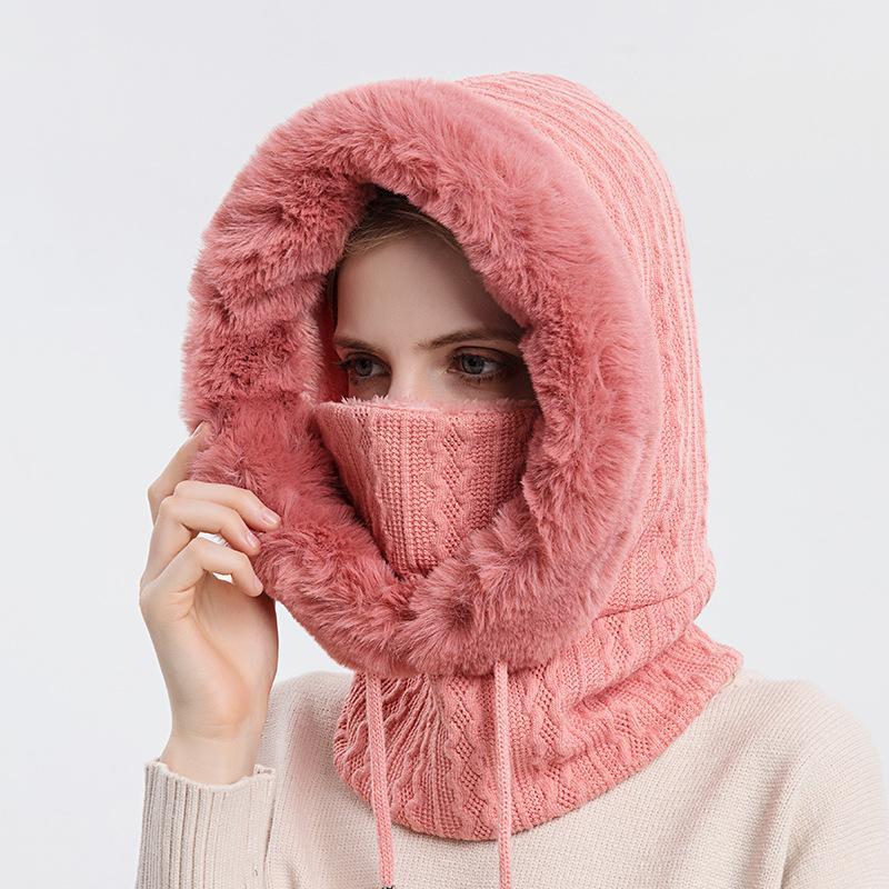 Olivia - Stylish and warm knitted winter set with hood