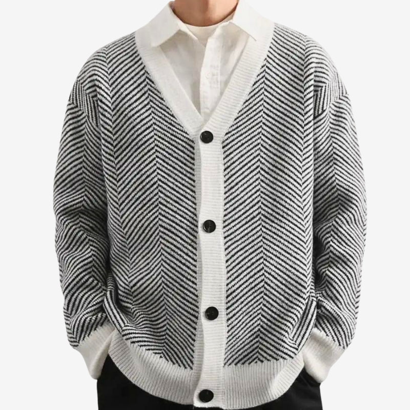 William – Long Sleeve Printed Cardigan With V-Neck And Buttons