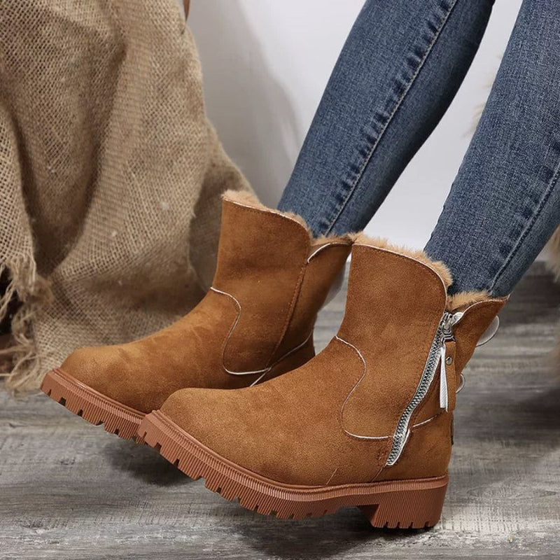 Evelyn - Round toe ankle boots with side zipper