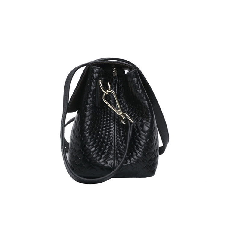 Emma - Trendy woven shoulder bag with long straps