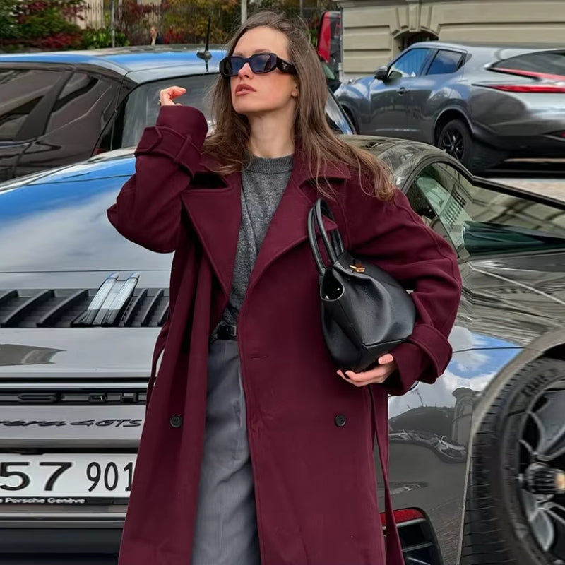 Lisa – Kabát s dlouhým rukávem, páskem v pase a knoflíkovými detaily