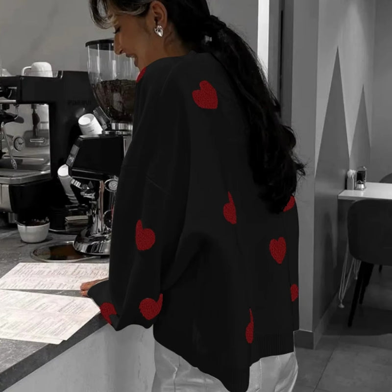 Lilith - Pulover supradimensionat cu mâneci lungi și broderie cu inimă