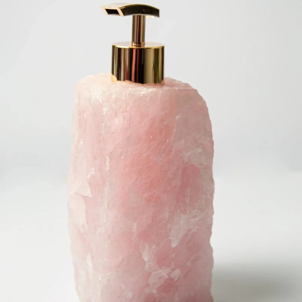 GlowMist – Geometric soap dispenser with sculpted shape and smooth pump design