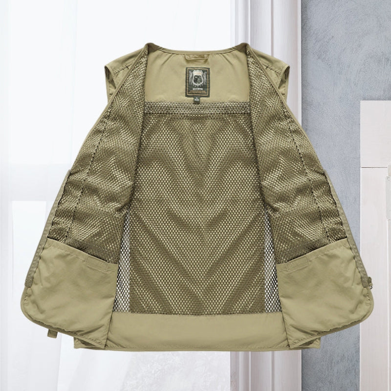 Toby – Lightweight outdoor vest with multiple pockets and zipper closure