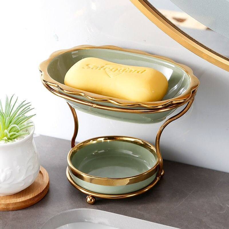 SageFlow - Elegant soap dish with raised design and drip tray