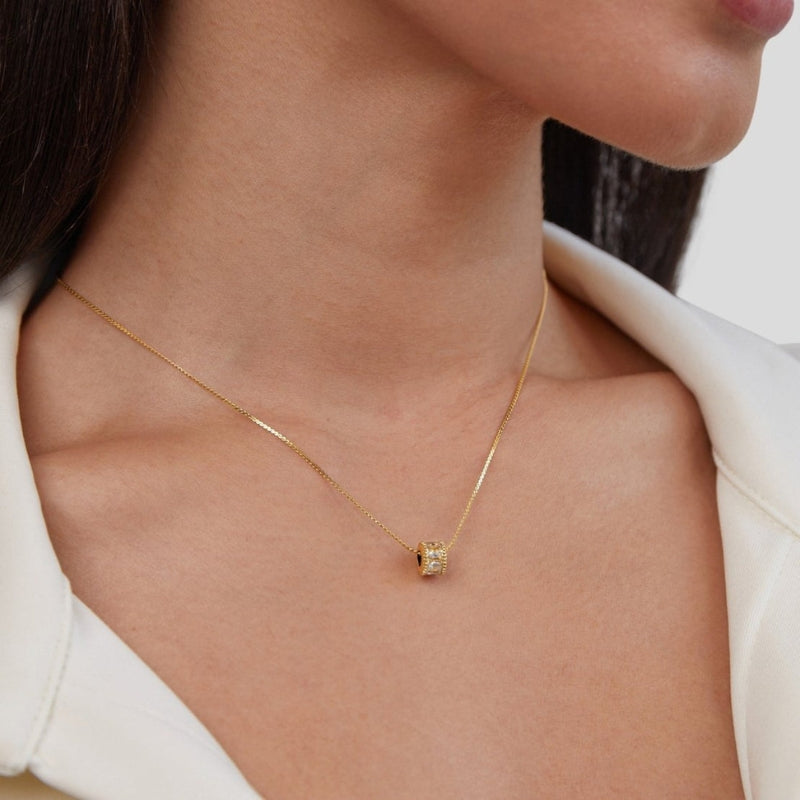 Sophia – Elegant hoop earrings with matching pendant necklace set