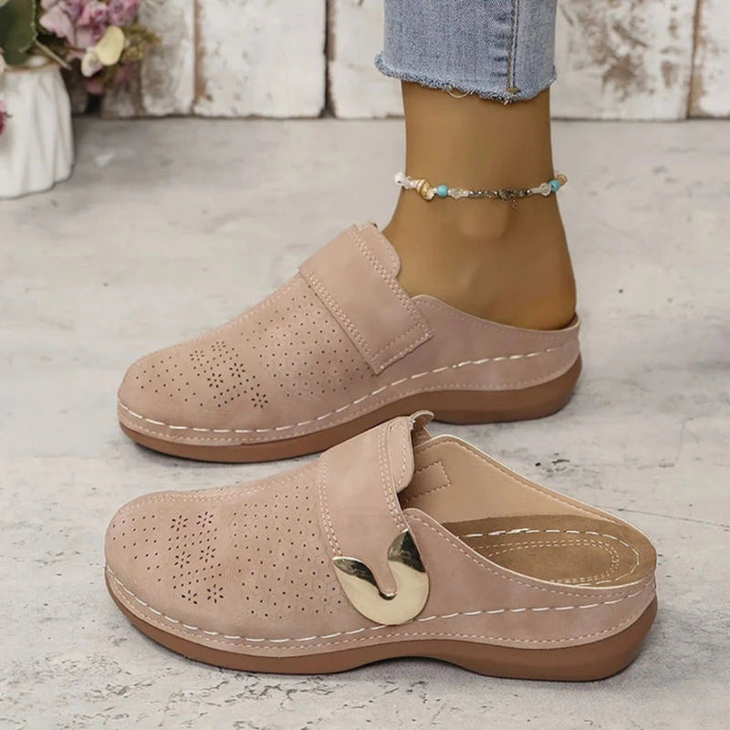 Slippery - Women's Slip-On Slippers with Cushioned Flexible Sole