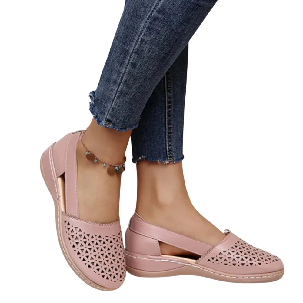 Kylie - Chaussures compensées avec découpe et bout rond