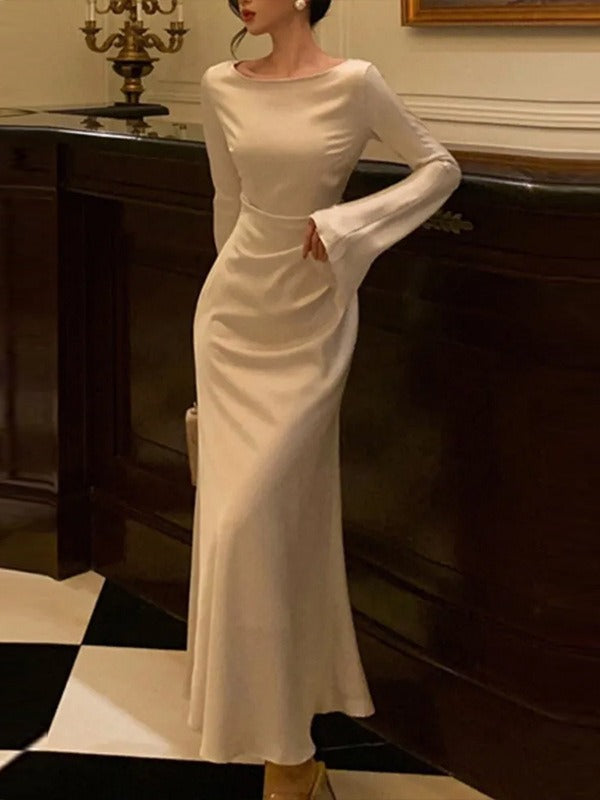 Grace – Rochie stilată cu mâneci lungi și decolteu rotund