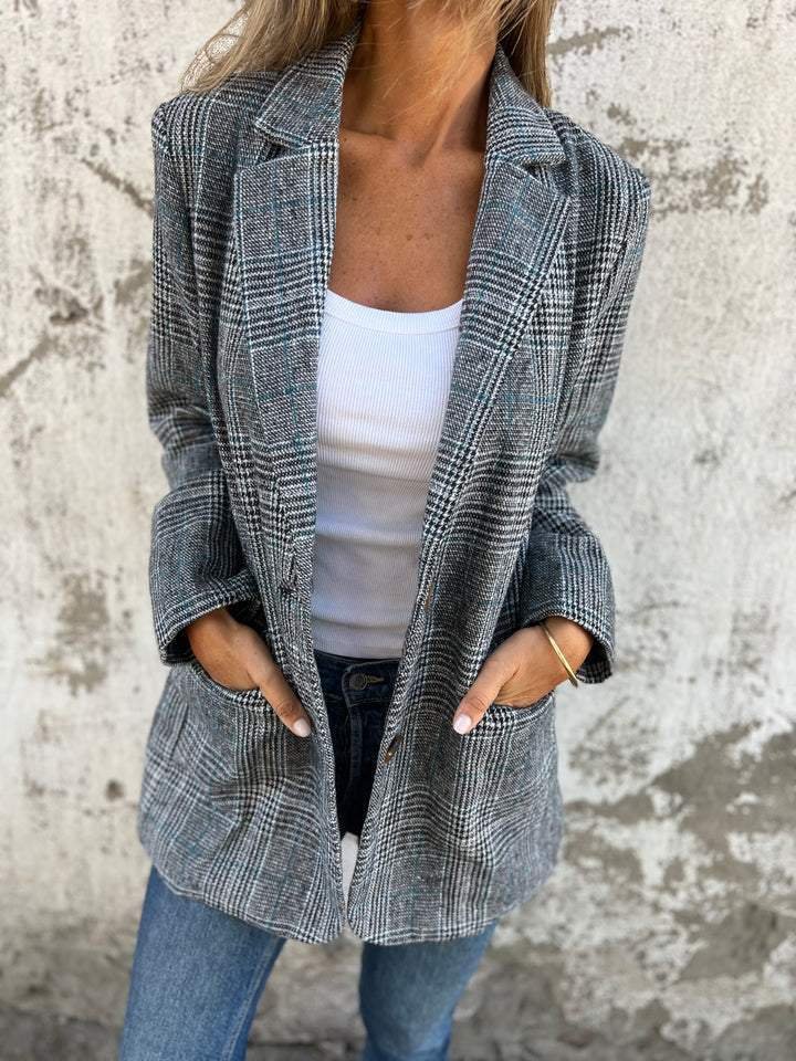 Daniya - Chic checked blazer with pockets