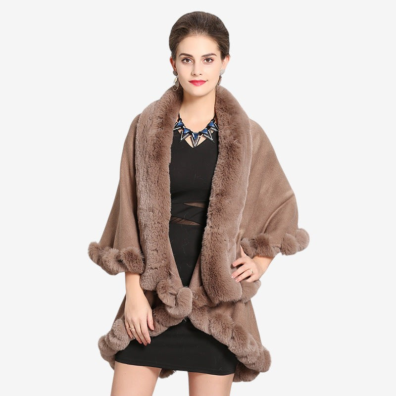 Goldie - Poncho con scollo a V e collo in pelliccia