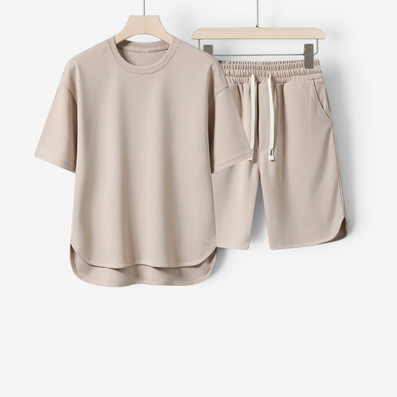 Ensemble t-shirt col rond et short pour homme