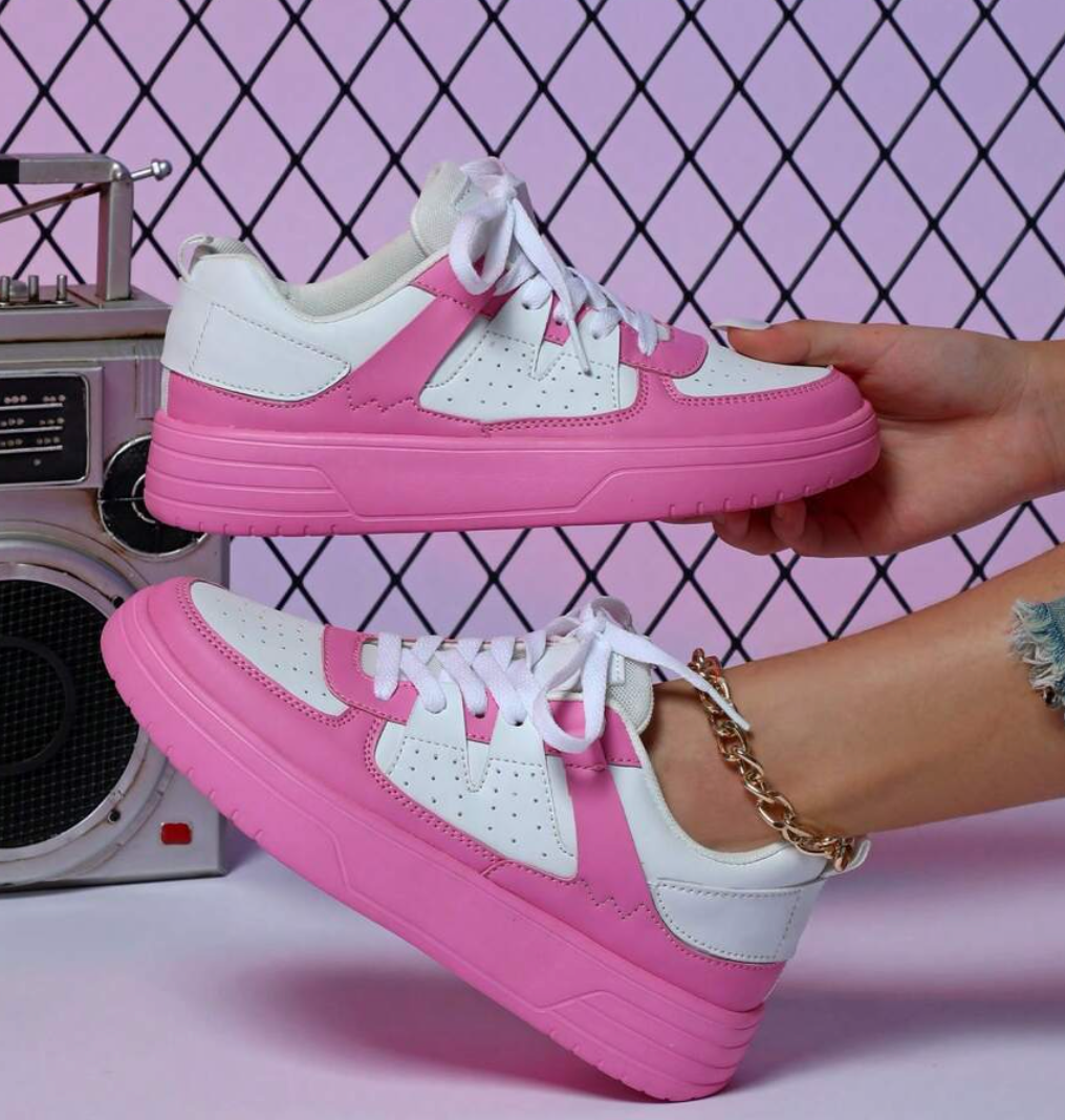 Valeen - Lightweight Sneakers with a Cute Pastel Palette