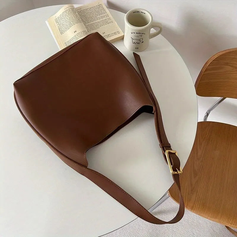 Elara - Wszechstronna Minimalistyczna Torebka na Ramię i Crossbody do Pracy i Na Co Dzień