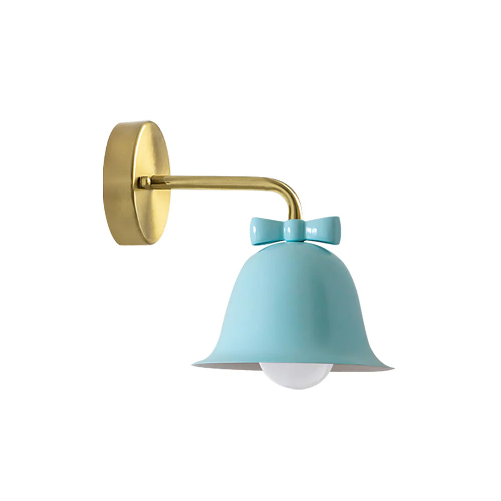 LumiForge – Lampada da parete a forma di campana con struttura metallica e luce LED