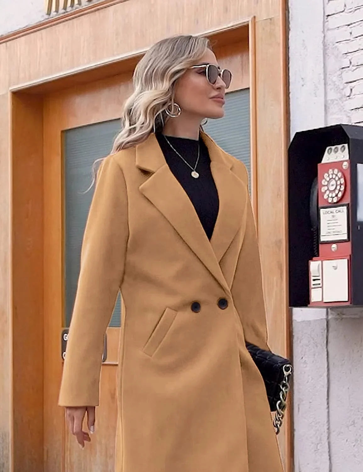 Avelqessa – Long Double-Breasted Coat with Notched Lapels