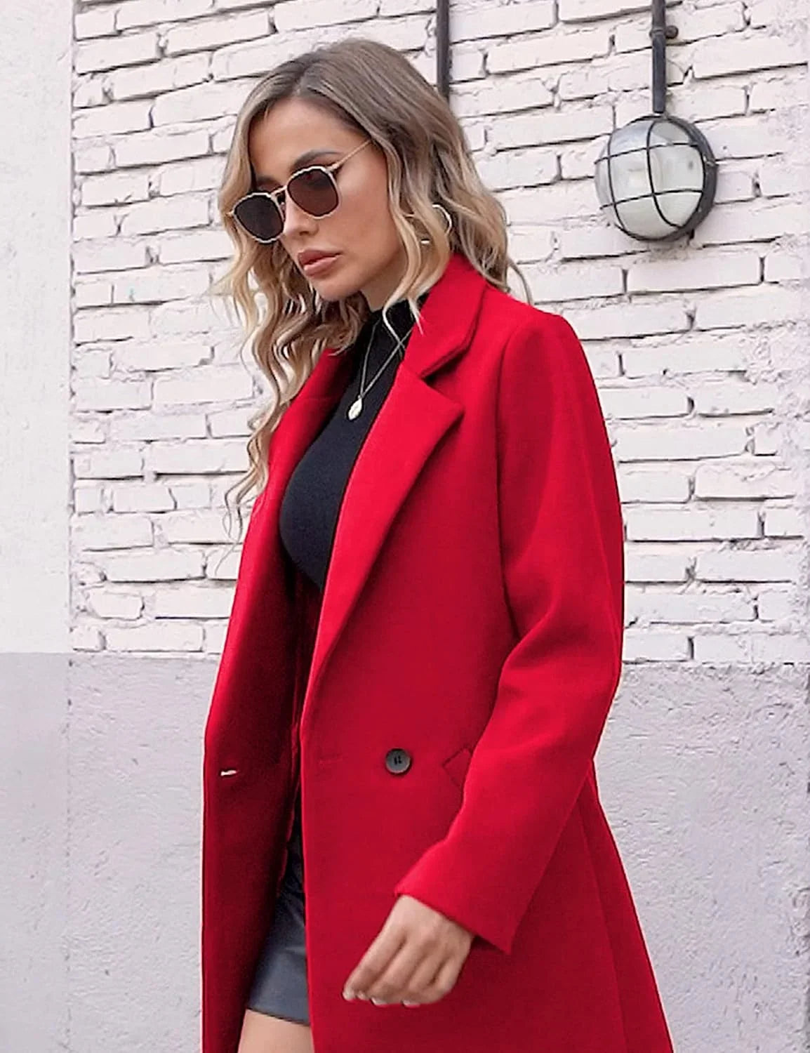 Avelqessa – Long Double-Breasted Coat with Notched Lapels